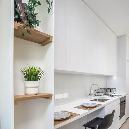 Irinis 150 Urban Luxury *