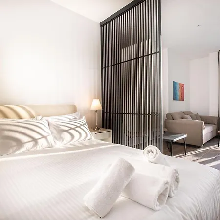 Irinis 150 Urban Luxury By Sweet Keys