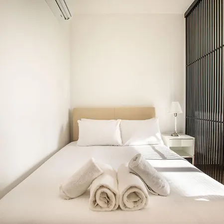 Irinis 150 Urban Luxury By Sweet Keys