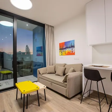 Апартаменты Irinis 150 Urban Luxury *