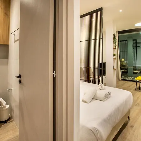 Irinis 150 Urban Luxury By Sweet Keys *