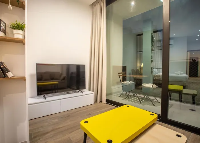 Irinis 150 Urban Luxury * 레메소스